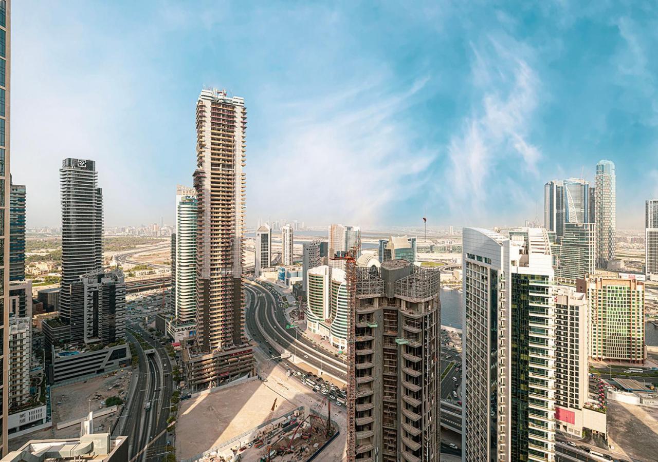 Elegant 1br With Skyline Views In Downtown Апартаменты