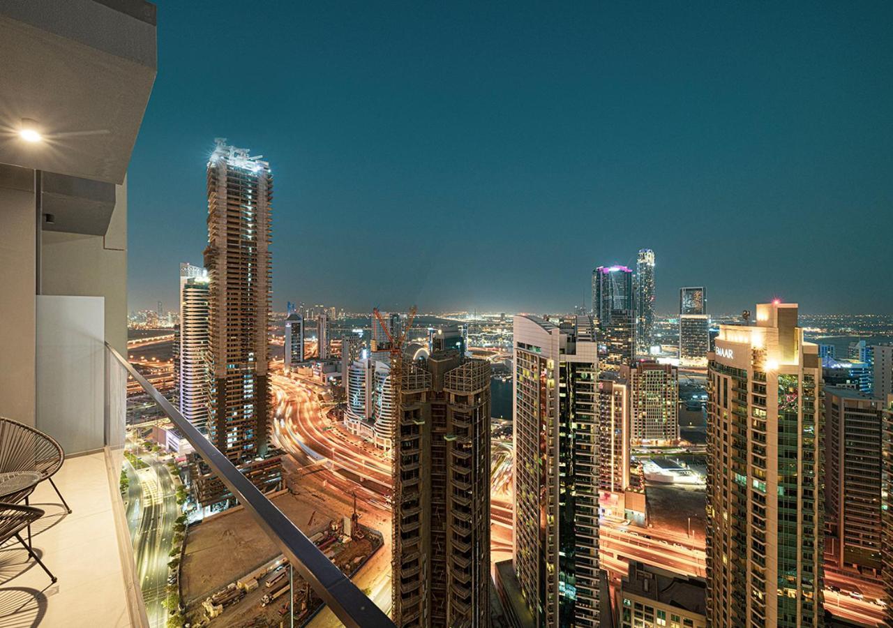 Апартаменты Elegant 1br With Skyline Views In Downtown