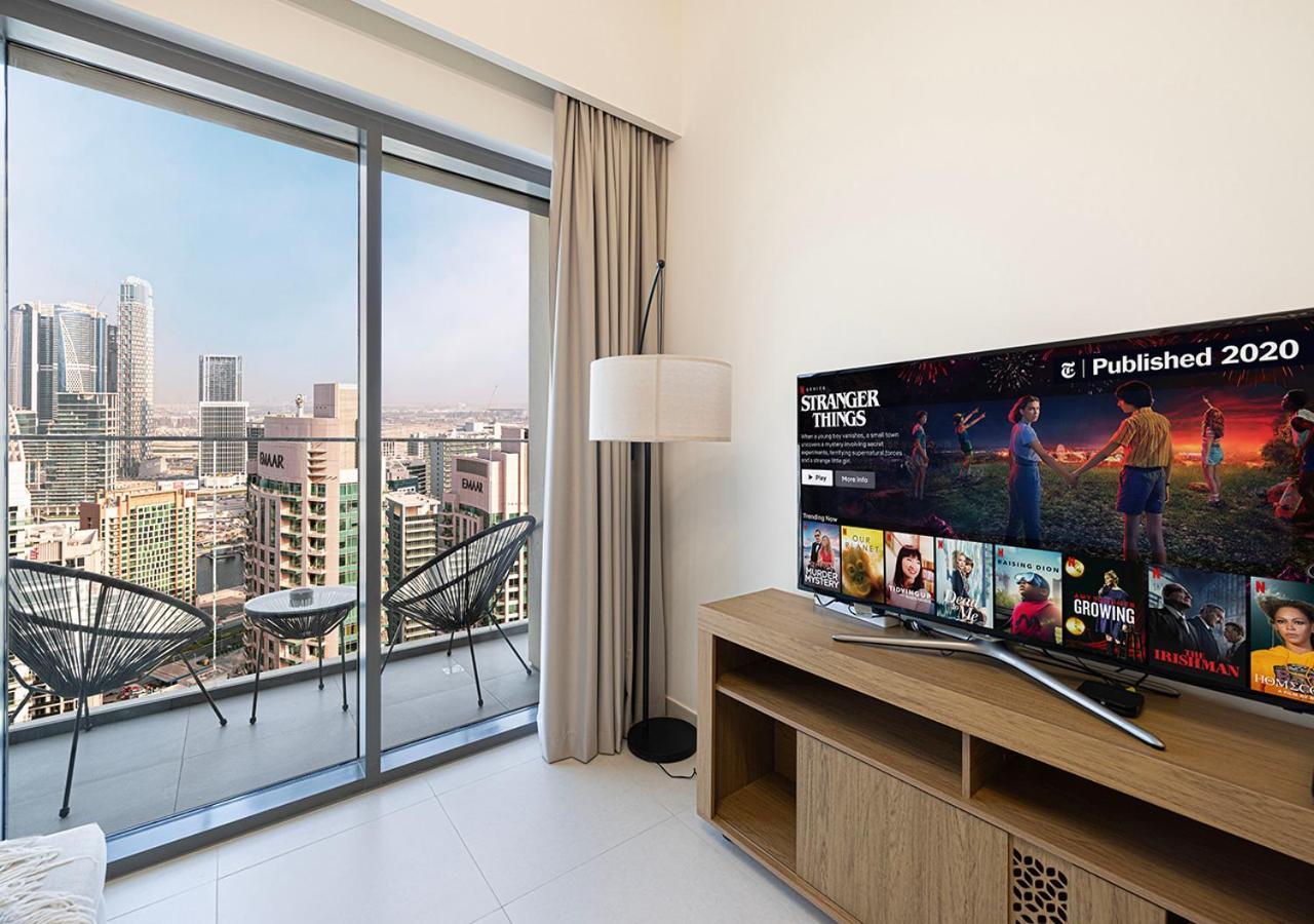 Апартаменты Elegant 1br With Skyline Views In Downtown *