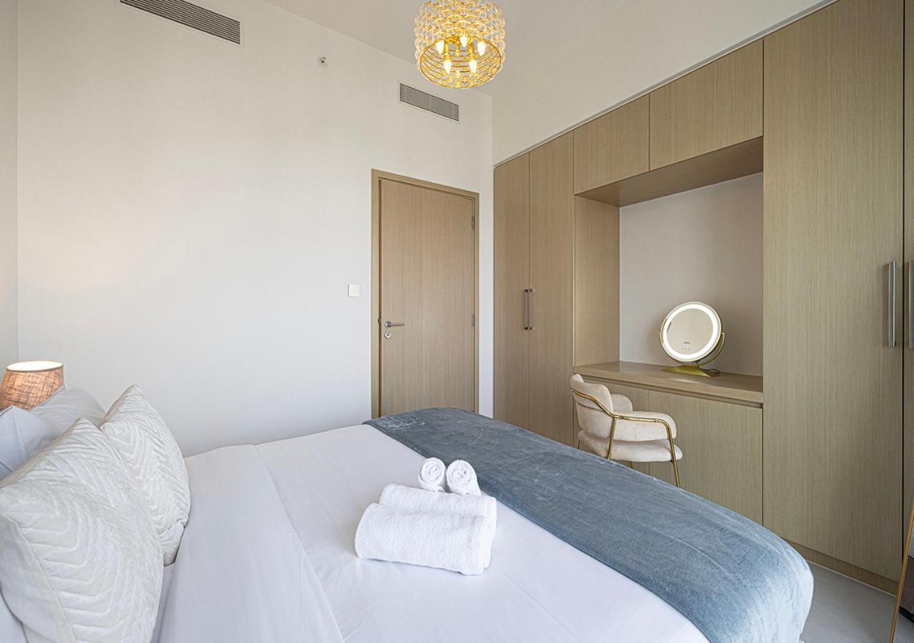 Апартаменты Elegant 1br With Skyline Views In Downtown Дубай