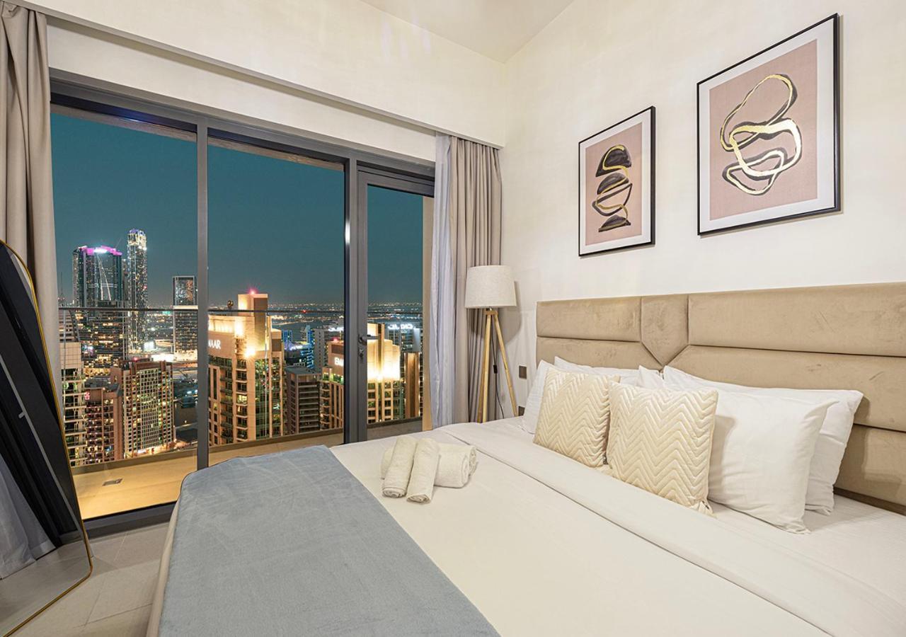 Elegant 1br With Skyline Views In Downtown * Дубай