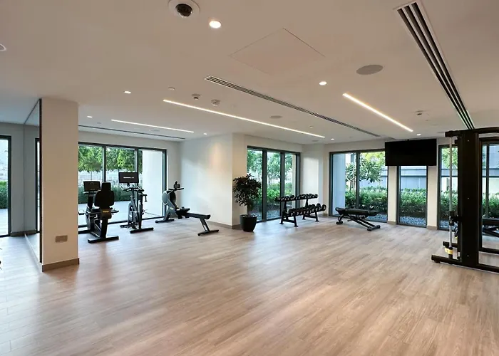 Elegant 1Br With Skyline Views In Downtown Dubai