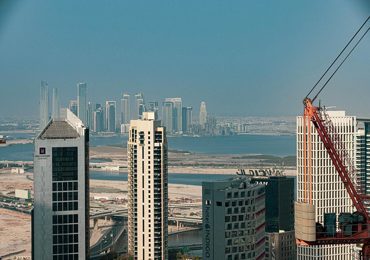 Apartment Elegant 1br With Skyline Views In Downtown Dubai